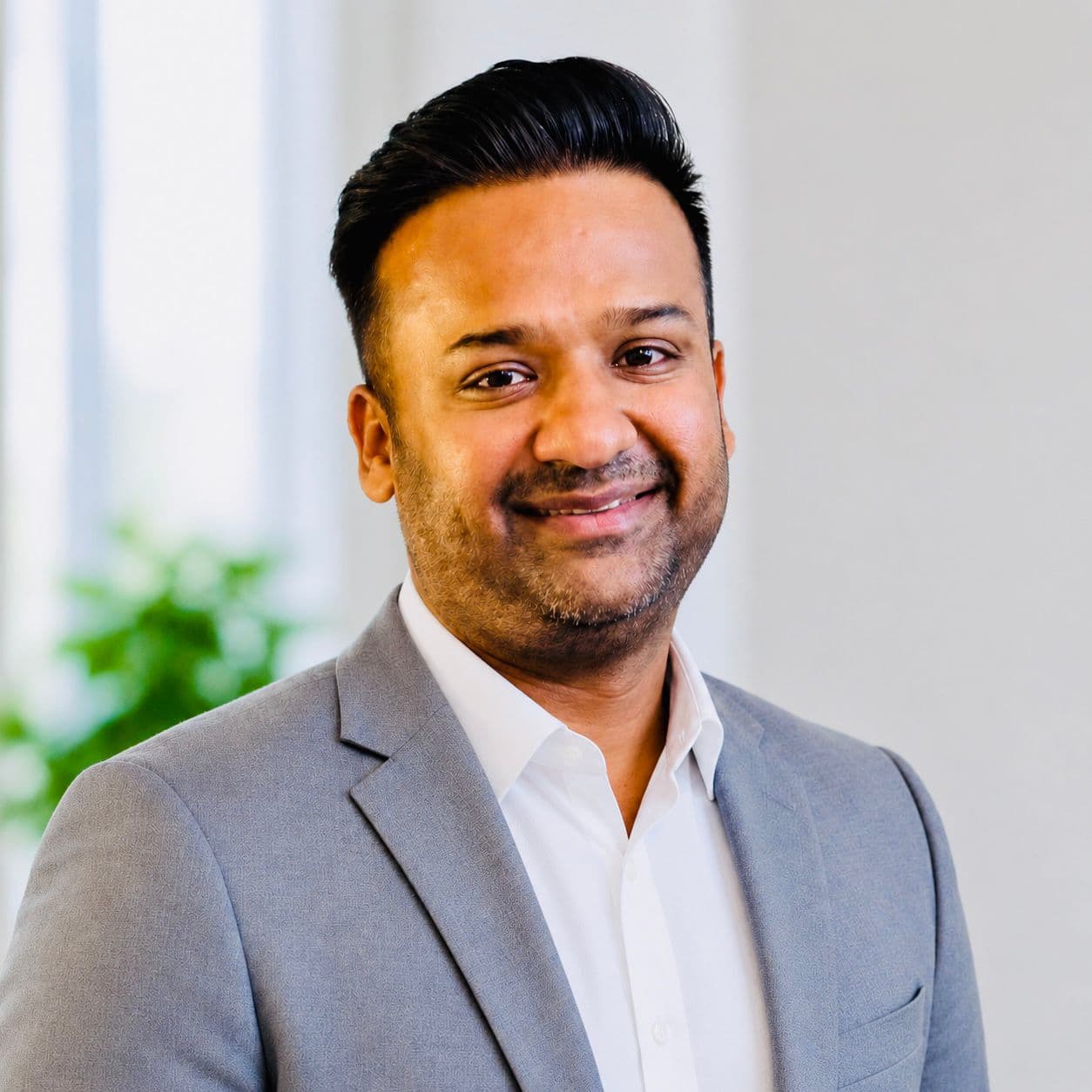 Mohan Agarwal — Chief Financial Officer (Independent, Non-Executive)